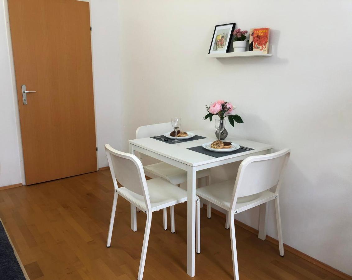 New, Bright Apartment Near The Metro! Viena Exterior foto